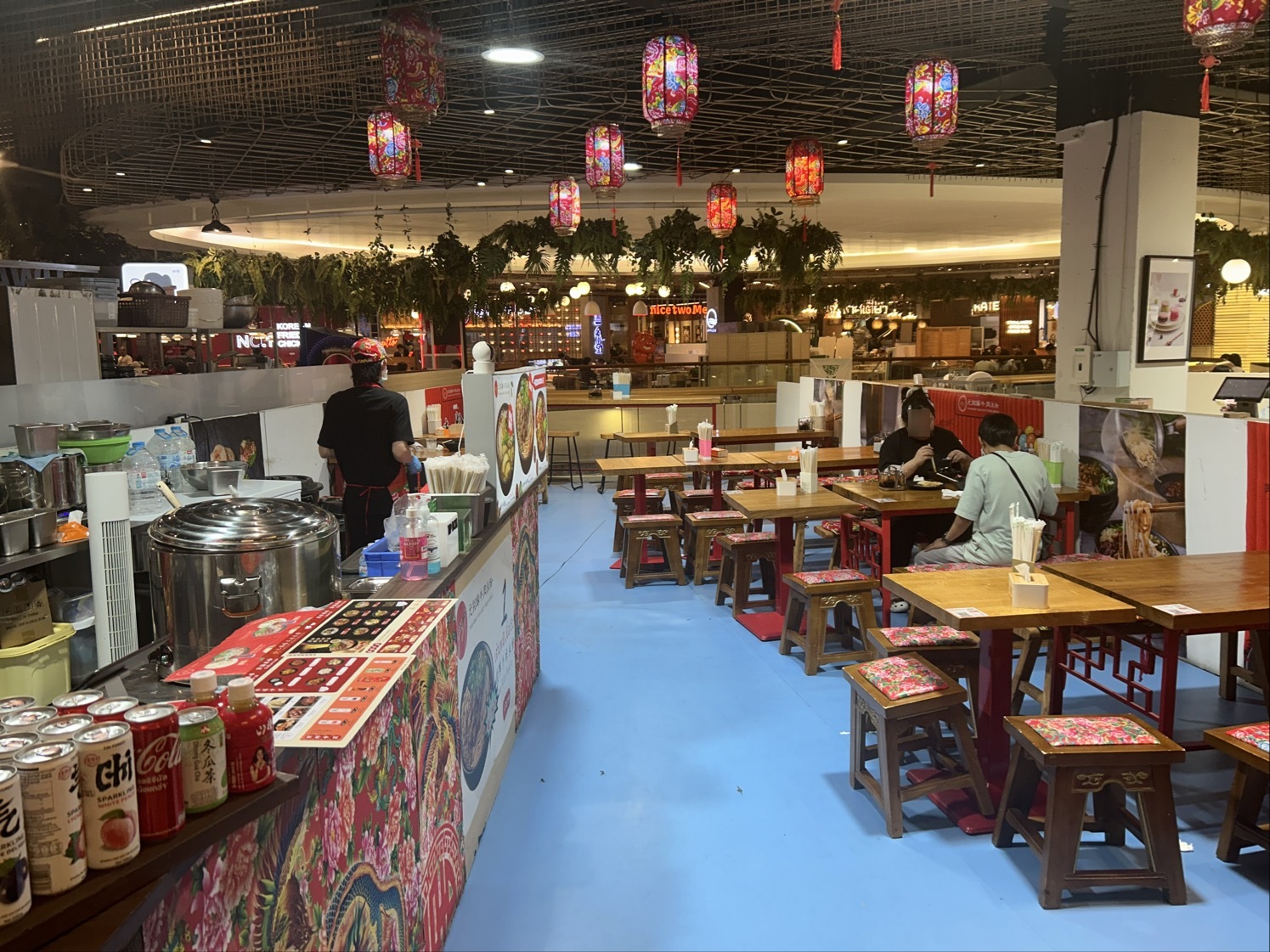 YUAN MING YUAN Central Ladpraoの店内